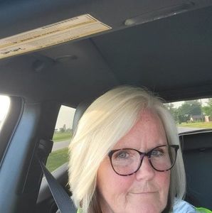 Meet your Posher, Rene